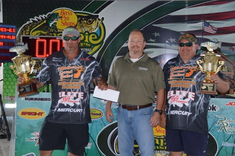 Braggin' Board Photo: Tie for 2nd Place at the Crappie Masters