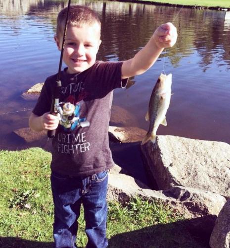 Braggin' Board Photo: Little Max & his bass