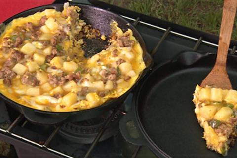 Cast iron camping casserole