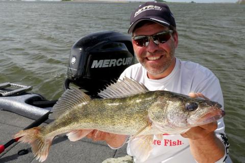 News & Tips: Working up Summer Walleyes