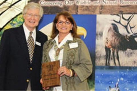 News & Tips: First Lady of Hunting Named Conservation Communicator of the Year...