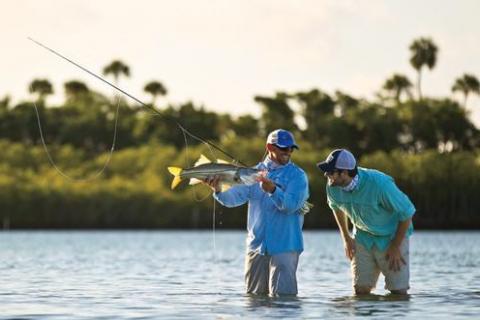 News & Tips: Catch Inshore Fish With One of These Inshore Fly Rods...