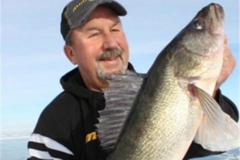 News & Tips: Legendary Guide Tom Neustrom’s Tips for Early Winter Walleye...