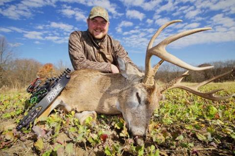 News & Tips: November Bucks in Rut: Deer Hunting Action 2015  (video)...