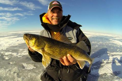 Fishing Late Ice Walleyes