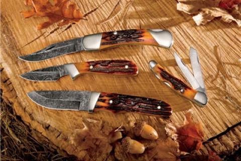 Hunting Knives: Which is Best Fixed or Folding