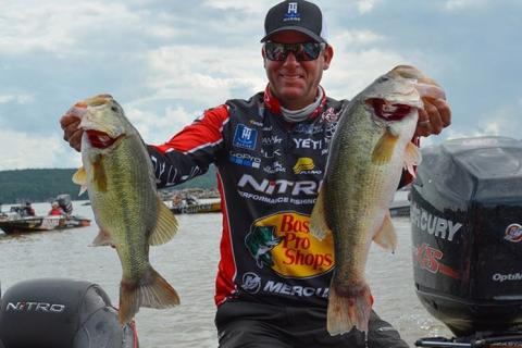 3 Proven Methods for Fishing Glide Baits That Produce Giant Bass 