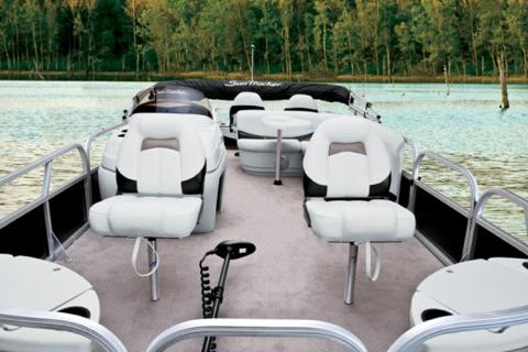 News & Tips: Boat Seat Buyer's Guide
