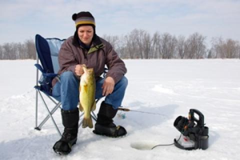 Unleashing the Winter Thrill: Fishing for Big Bass in Freezing