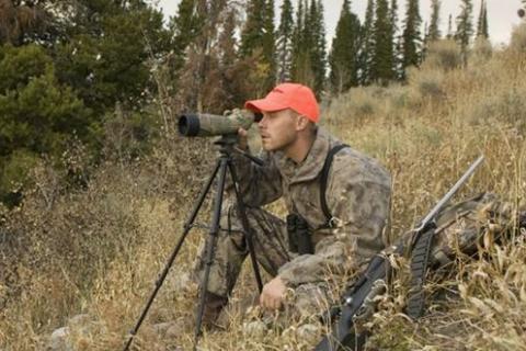 News & Tips: How to Pick a Spotting Scope Buyer's Guide...