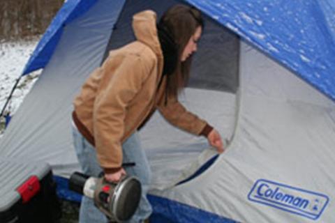 News & Tips: Cold Weather Tent Camping Tips