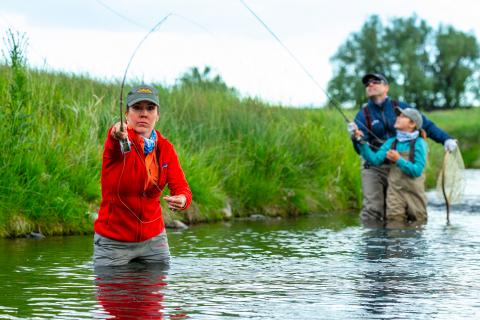 Guide to the Best Wading Boots & Gear for Female Anglers