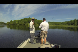 1Source Video: Pitching Jigs for Weed-Living Crappie
