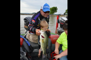 1Source Video: Bassmaster Elite Lake Dardanelle Slide Show