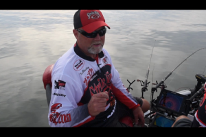 1Source Video: Effective Fishing: Spider Rigging for Crappies