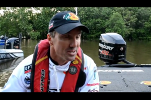 1Source Video: Edwin Evers; Day 3 AM Bassmaster Elite Alabama River 2013