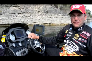 1Source Video: In The Cockpit of The NITRO Z9 With Kevin VanDam