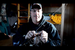 1Source Video: Mike Gofron on Jigging Spoons for Ice Fishing