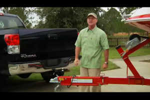 1Source Video: Trailering a Boat: Tips & Check List
