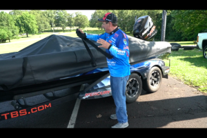 1Source Video: Grigsby's Simple, Easy Boat Cover Trick
