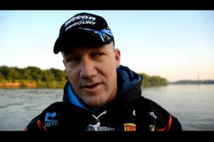 1Source Video: Brent Chapman; Day 4 AM Bassmaster Elite Alabama River 2013