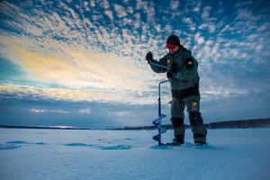 News & Tips: How to Ice Fish for Bluegill with Jigs...