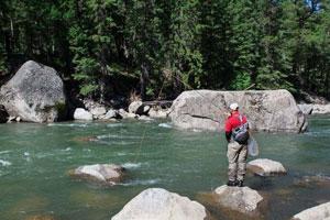 News & Tips: 3 Tips for Managing Fly Line in Rough Waters...