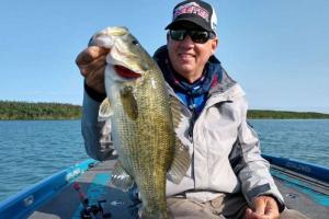 Bobber Trolling Technique for Big Crappie