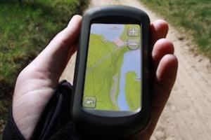 News & Tips: What’s Better for Hunters: A Cell Phone or a GPS?...