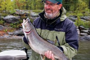 News & Tips: Ice Fishing for Lake Trout