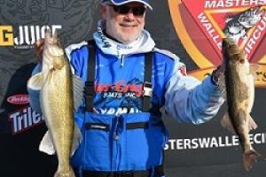 Rhodes Walleye and Sauger by Rhodes Walleye and Sauger...