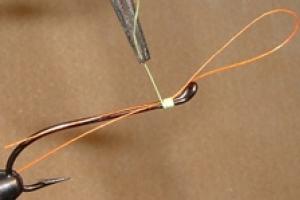 News & Tips: 11 Steps to Learn the Loop Finish Fly Tying Skill...