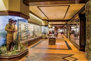 News & Tips: NRA National Sporting Arms Museum at Bass Pro Shops...