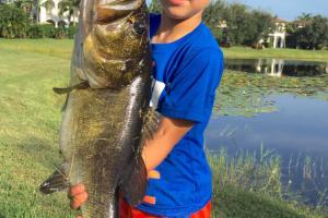 Braggin' Board Photo: Michael Daddono & his Huge Bass!