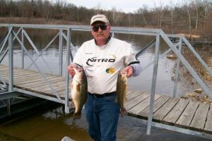 Braggin' Board Photo: Catchin Bass