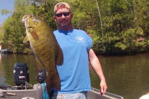 Braggin' Board Photo: Nice Small Mouth Bass