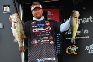 Braggin' Board Photo: JT Kenny Leads Day 1 With Nearly 30 Pounds of Toho Largemouth