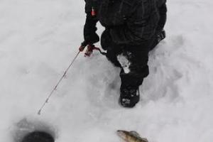 Braggin' Board Photo: Kids Love To Ice Fish