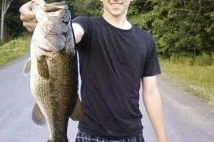 Braggin' Board Photo: Big Bass