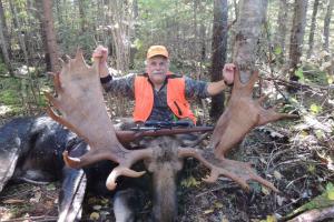 Braggin' Board Photo: Moose Hunting