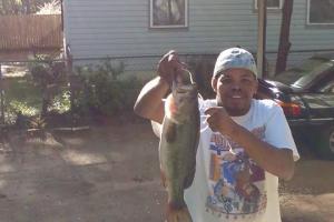 Braggin' Board Photo: Catchin' Bass