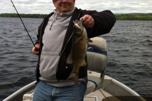 Braggin' Board Photo: Windy Day Bass Fishing