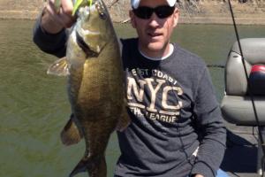 Braggin' Board Photo: 19.5" smallmouth