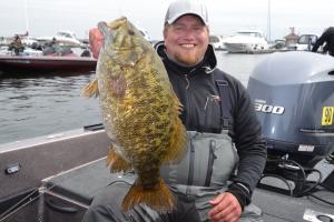 Braggin' Board Photo: Monster Small Mouth Bass