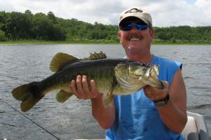 Braggin' Board Photo: Jerry 8 pound Bass