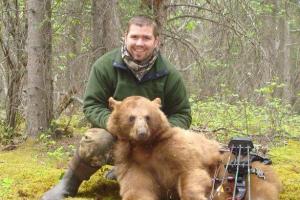 Braggin' Board Photo: Bear - Alaska Hunt