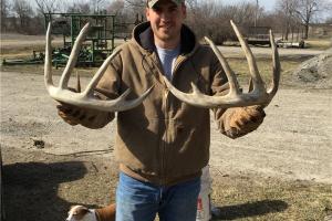 Braggin' Board Photo: Hunting Deer Antler Sheds - Iowa